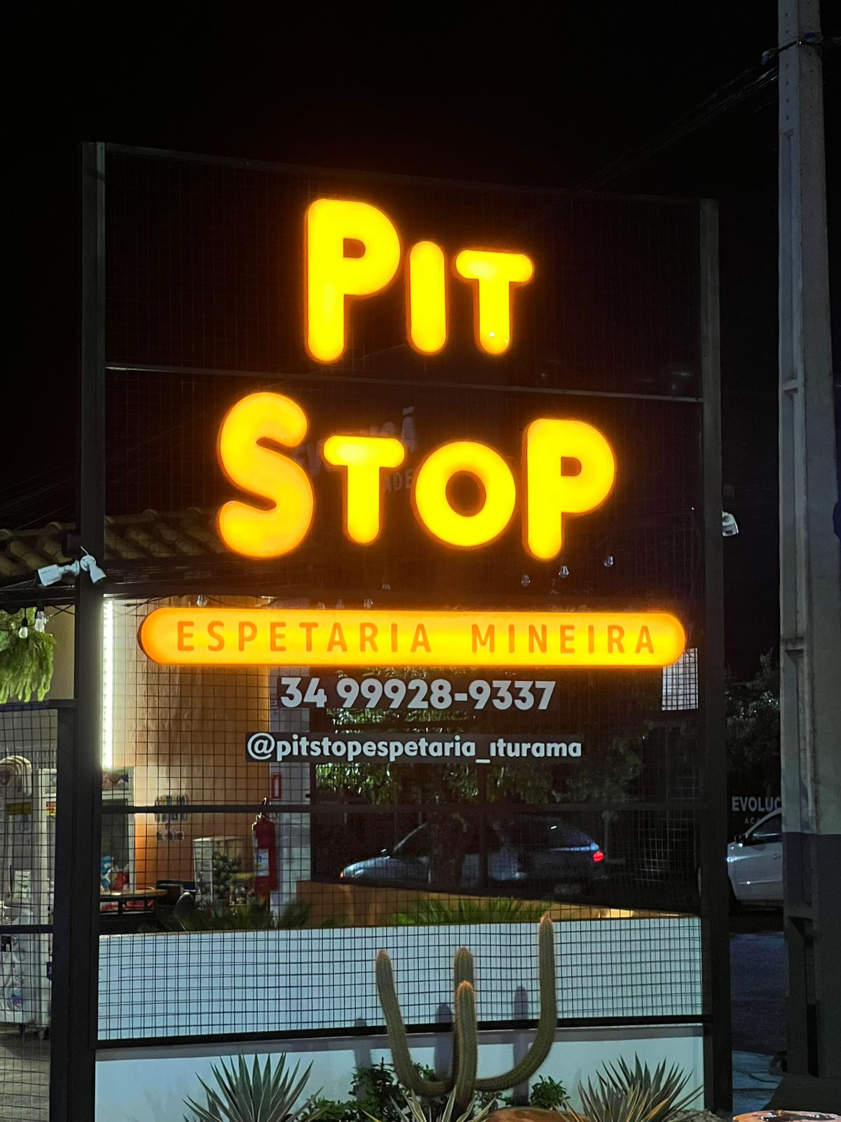 FACHADA-_0007_PITSTOP (2)